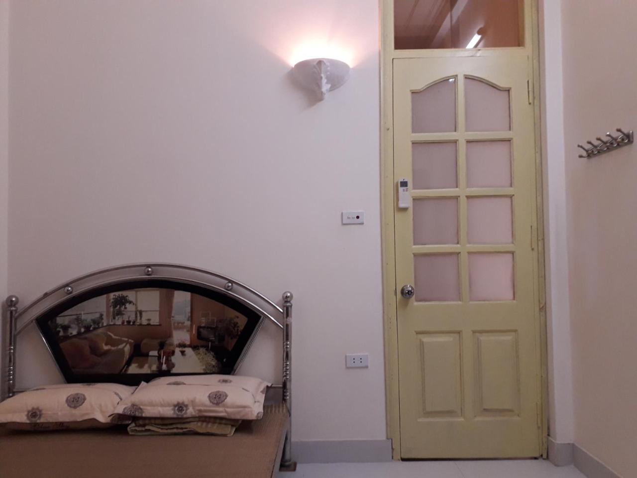 Homestay Nam Dong Hanoi Exteriör bild